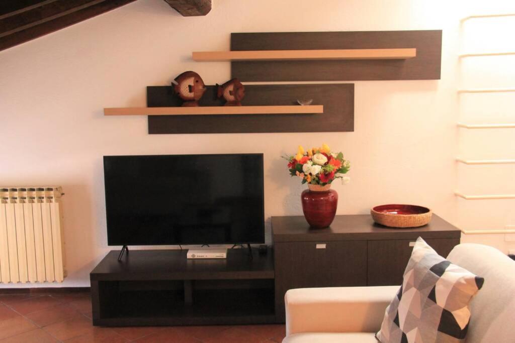 Daisy House: Nice Attic In The Historical Center Salò Εξωτερικό φωτογραφία